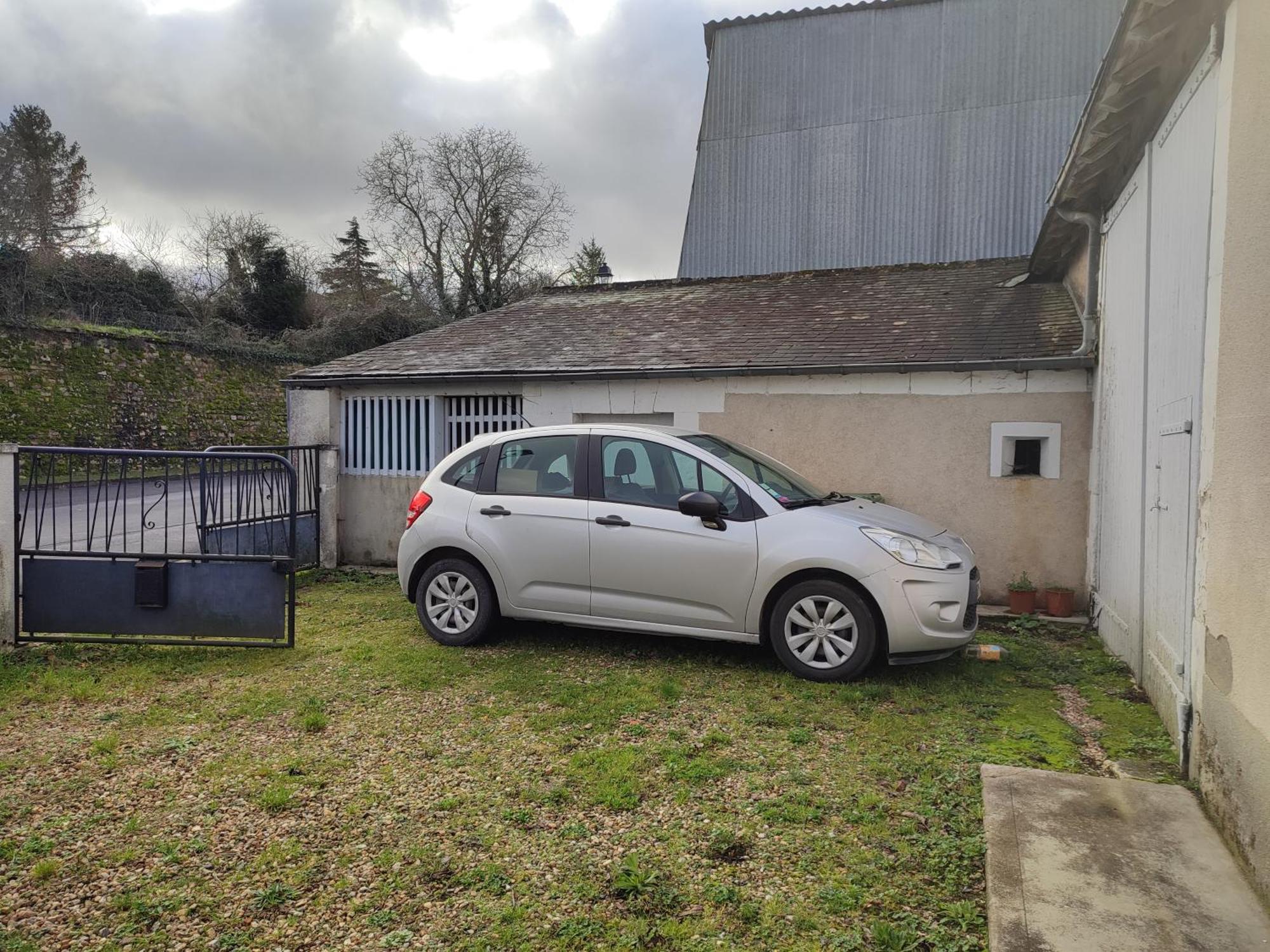 Maison Plain Pied, 2 Chambres, Longere Typique , Fraiche, Dans Bourg Avec Tous Commerces Luçay-le-Mâle Exterior foto